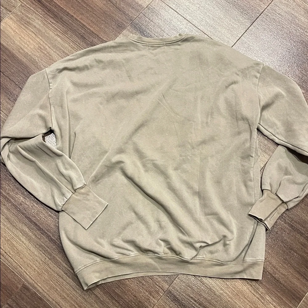 NWOT The Laundry Room Beige Sweatshirt - Picture 8 of 8